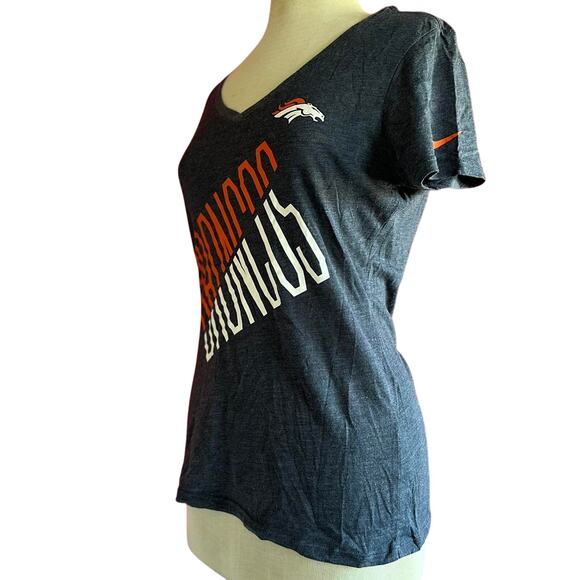 Broncos Shirt Womens Size Medium Gray Football Sporty Denver Big Game Weekend - Picture 5 of 6